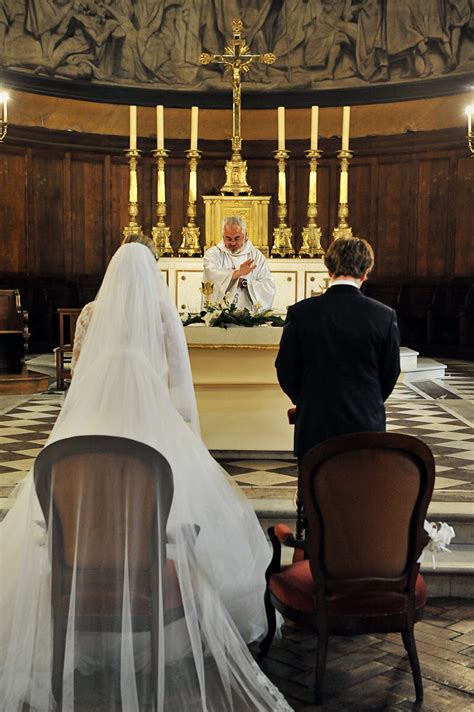 Célébrer le mariage : s'ouvrir à la prière - Liturgie Catholique