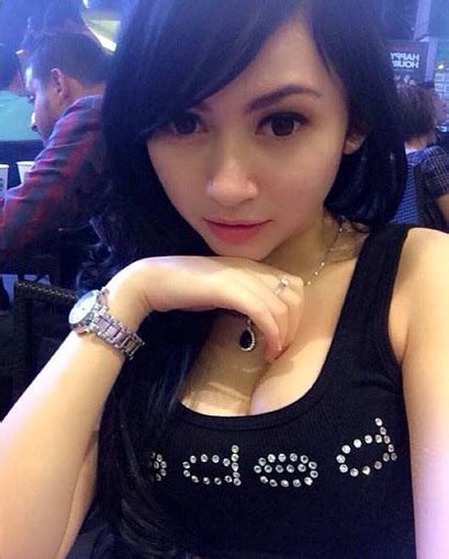 Winny Putri Lubis Net Idol Indonesian Girls Only Model Hot Indonesia Id Playsports88
