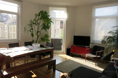 Vonovia engagiert sich in stuttgart. 2 nebeneinanderliegende 3-Zimmer-Wohnungen in Stuttgart-West