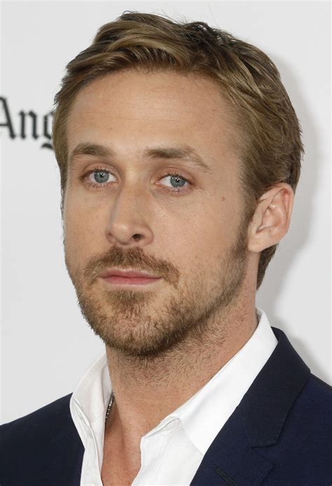 Fanpage daily instagram for canadian actor, director, writer and musician ryan thomas gosling. Galerie Photo Ryan Gosling - Toute l'actualité de Ryan Gosling