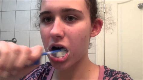 How I Brush My Teeth With Braces Youtube