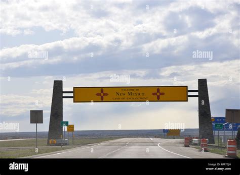 State Of New Mexico Welcome Sign On Highway Usa Stock Photo Alamy
