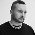 Kim Jones is Recognised as the 2018 Trailblazer at the Fashion Awards ...