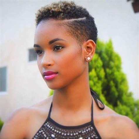 Though these pics are just a drop in the ocean, we hope that they will give you a bit of inspiration. Quick Hairstyles for Short Natural African American Hair ...