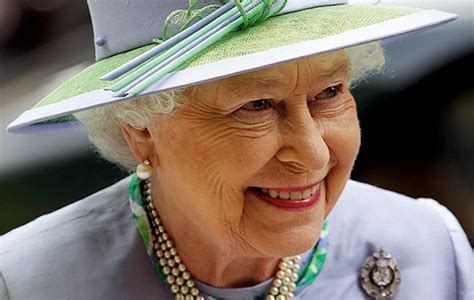 20 Facts About The Queen You Probably Didnt Know Trendradars