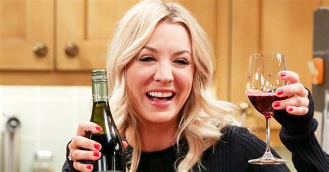 Penny Is Back The Big Bang Theory Fans Go Crazy On Kaley Cuoco S New Video Celebrity