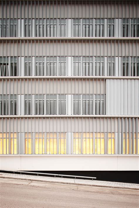 Health Center And Provincial Headquarters Cuenca By Bat Bilbao