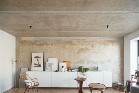 Concrete Ceiling Apartment Leibal