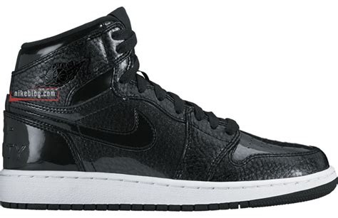 【リーク】air Jordan 1 High “all Black Patent Leather”【ｴｱｼﾞｮｰﾀﾞﾝ1】 Sneaker