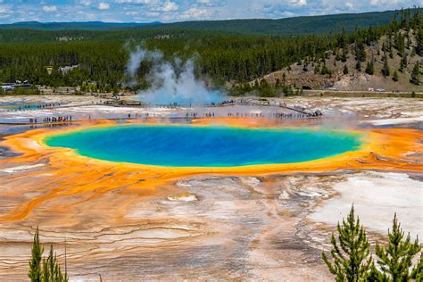This Is The Grand Prismatic Spring A Hot Spring At Yellowstone