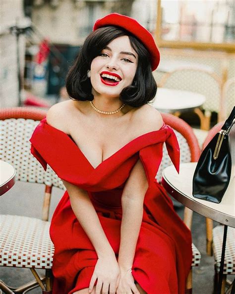 Pin Up Red Fashion Vintage Fashion Fashion Outfits Red Gloves Outfit The Pretty Dress