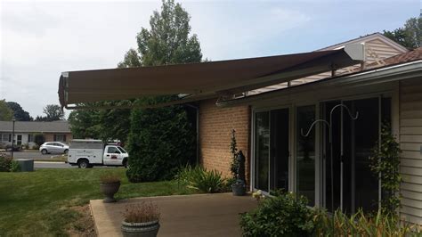 Roof Mounted Retractable Awning Kreiders Canvas Service Inc