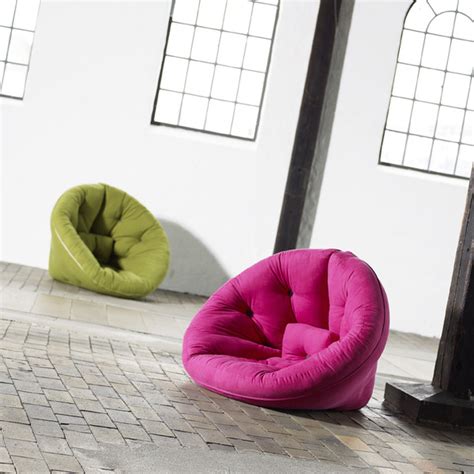 Unlike a traditional high chair, these chairs are strategically designed to be easily collapsible, compact, and portable, which makes it utterly convenient for small spaces! Comfortable Nest for Small Spaces