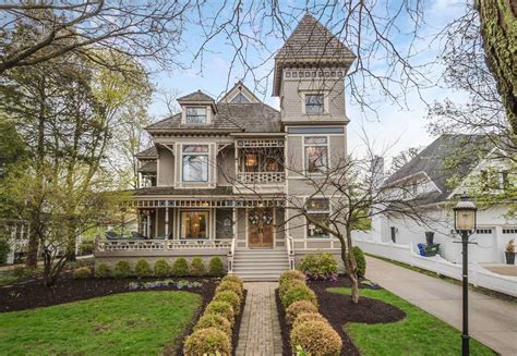 1893 Stacey Mansion In Glen Ellyn Illinois — Captivating Houses Glen