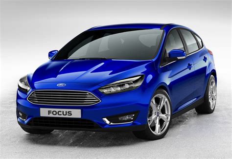 The se winter package adds heated mirrors and heated front seats. Facelifted 2014 Ford Focus gets new-look grille ...