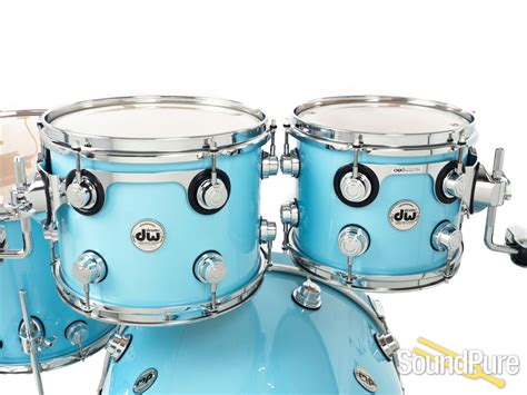 Dw 4pc Collectors Series Maple Drum Set Tiffany Blue