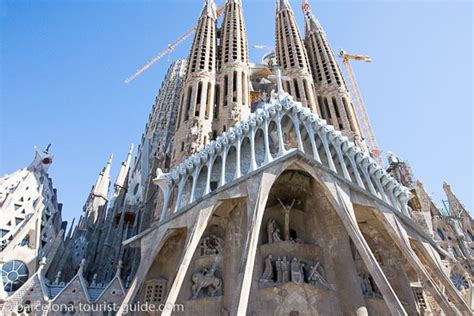 Barcelona Sagrada Familia Tour With Access To The Towers