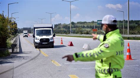 Şehirler arası seyahat kısıtlamasının detayları belli oldu. Seyahat yasağının devam ettiği iller hangileri? İşte ...