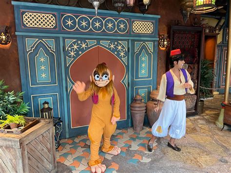 Aladdin, Hard-to-Catch Abu Greet Halloween Party Guests - MickeyBlog.com