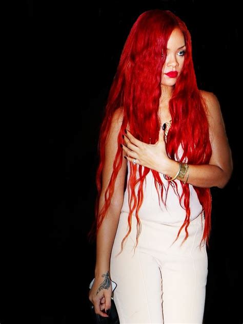 Pin By Chynaaa On Hairrr Rihanna Red Hair Long Red Hair Auburn Hair With Highlights