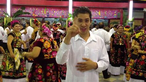 Fiesta De Las Velas De Tehuantepec Oaxaca En Lengua De Señas Mexicana