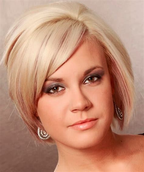 Fake fullness with these easy, pretty style ideas. Hairstyles for Bobs: Thick Hair and Fine Hair. Useful Tips.