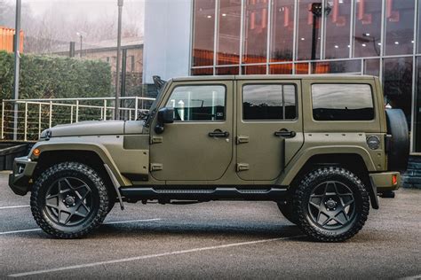 Jeep Wrangler Transformed Into A Luxury Off Roader Carbuzz