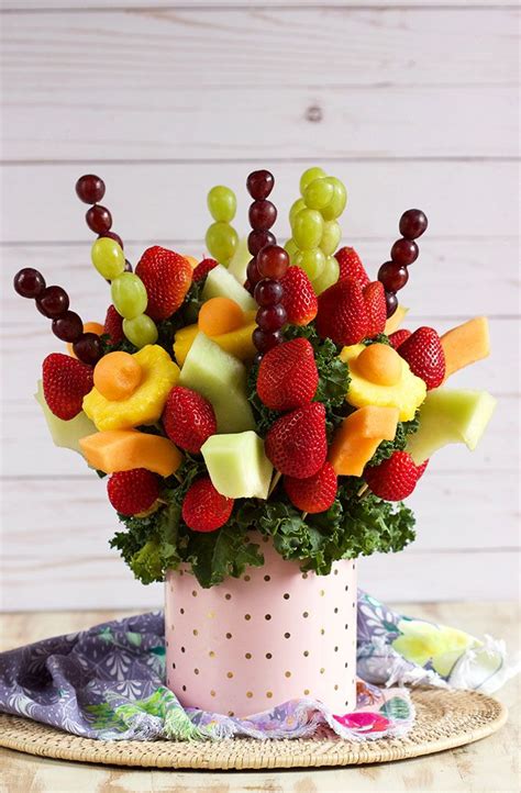 How To Make An Edible Fruit Bouquet Video Recipe Fruit Platter