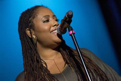watch lalah hathaway clears up myth that she didn t want to cover her dad s songs [exclusive