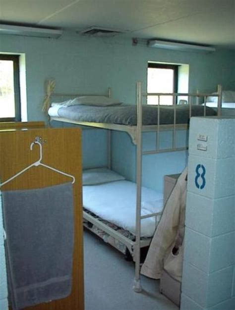 Inside Luxury Pennsylvania Prison Where Weiner Hopes To Go