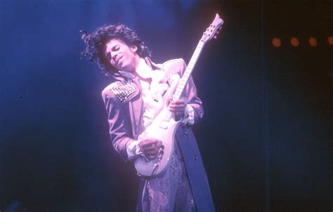 The Story Of Princes Original Cloud Guitar As Told By The Man Who
