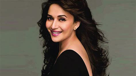 madhuri dixit reveals her mom used to scold her for this reason even after becoming famous iwmbuzz