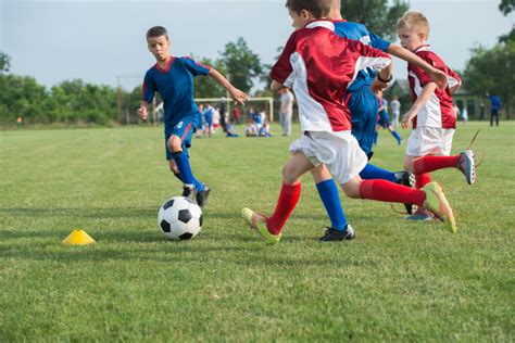 Beneficios Del Fútbol ¿qué Aporta Practicar Este Deporte