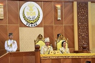 Maklumat cuti umum ini dikongsikan dari portal rasmi kerajaan negeri perak. Sultan Nazrin Shah Rasmi Persidangan Dun Perak : 06 Ogos 2018