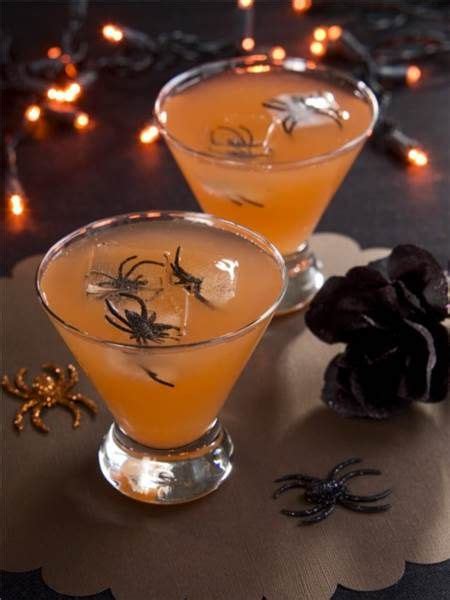 Pick Your Poison 10 Spooky Halloween Drink Recipes Halloween Recipes