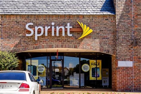 Sprint phone insurance policy covers sprint and nextel customers. Sprint Is Giving Away A Year of Free Wireless Phone ...