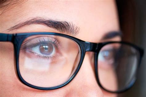 11 secrets your eye doctor won t tell you the healthy