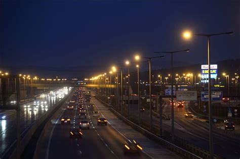 Последние твиты от m7 autópálya (@m7autopalya). Baleset az M1-M7 autópálya bevezetőjén - Budaörsi Infó