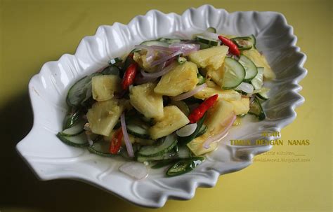 Synonyms arabic german english spanish french hebrew italian japanese dutch polish portuguese romanian russian turkish chinese. AMIE'S LITTLE KITCHEN: Ikan Susu Panggang Cecah Budu