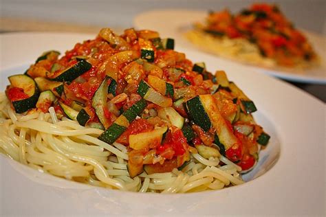 Zucchini Tomatensoße von AndreaM Chefkoch