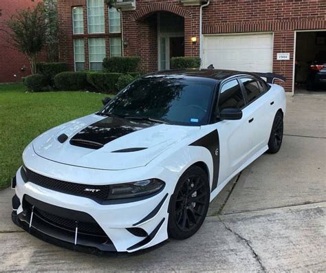 Save $9,501 on a 2015 dodge charger srt hellcat rwd near you. 2017 Dodge Charger SRT8 Hellcat | Dodge charger srt ...