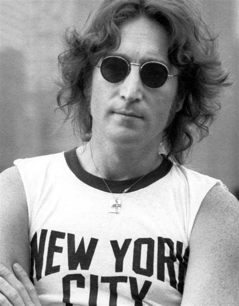 Lennon was murdered on december 8th, 1980 by mark david chapman outside his new york apartment, the dakota. On John Lennon's birthday, performers at tribute concert ...