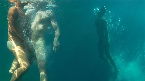 Gay Underwater Hot Sex Picture