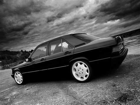 Early diesel models offered in the united states, up to about 1981, were not equipped with turbochargers. Mercedes-Benz 190 2.5 Turbo Diesel :: 1 photo and 41 specs :: autoviva.com