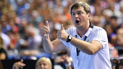 Pagesbusinessessports & recreationsports teamprofessional sports teammtk budapest női kézilabdavideosgolovin vlagyimir. Golovin Vlagyimir: Át tudtunk lépni az árnyékunkon ...