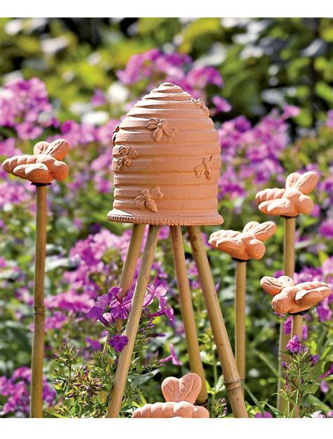Beehive Garden Finial Bee Hive Garden Pottery Bee Creative