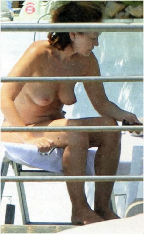 Elena Sofia Ricci Nude Topless Photos The Fappening
