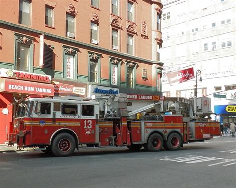 E022l Fdny Tower Ladder 13 Yorkville New York City A Photo On