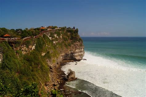 The Uluwatu Temple And The Surrounding Beaches Travel Guide Sin