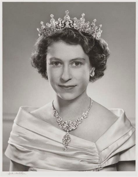Npg P336 Queen Elizabeth Ii Large Image National Portrait Gallery